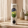 Portable fruit blender with white body Smoothie Preparation